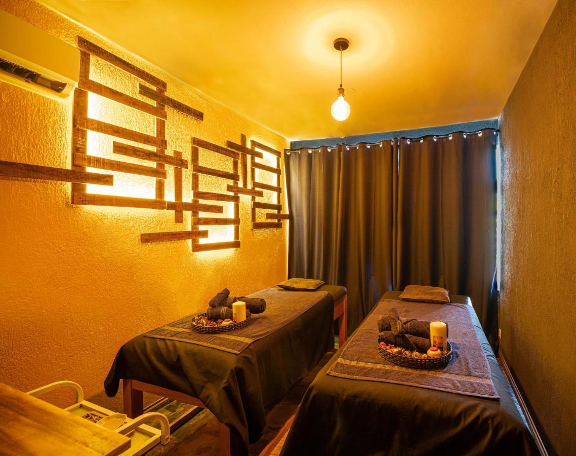Le Grand Bleu Hotel Trou aux Biches Ngoại thất bức ảnh